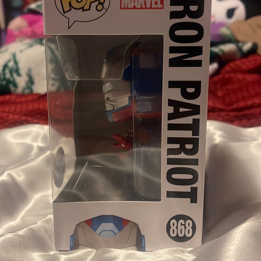 Iron Patriot Funko pop - Picture 2 of 5